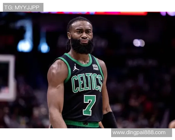 布朗罚球狂砍31分7篮板6助攻杰曼末节表现低迷仅得2分